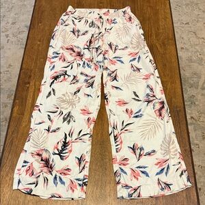 Briggs New York Floral Patterned Pants
